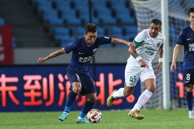 开云APP-45分钟4射0进球！莱昂纳多浙江队首秀平淡首场